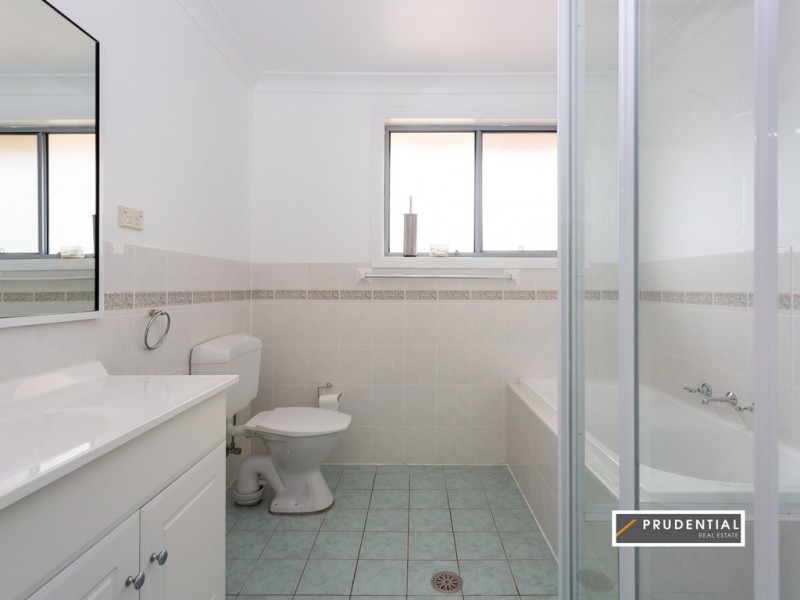 17/3 Turner Place, Casula NSW 2170