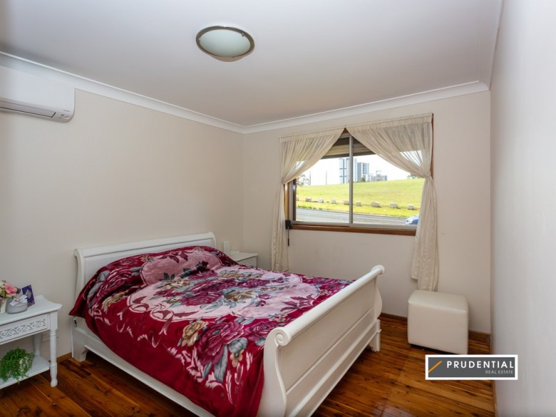 82 Congressional Drive, Liverpool NSW 2170