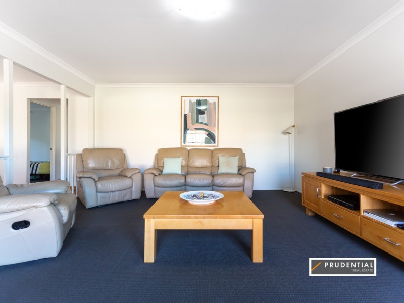 25 Hilton Crescent, Casula NSW 2170
