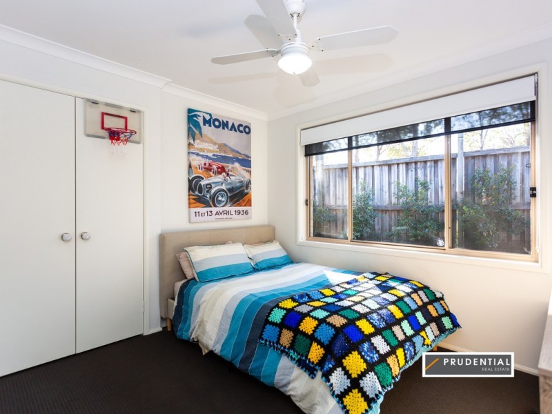 25 Hilton Crescent, Casula NSW 2170