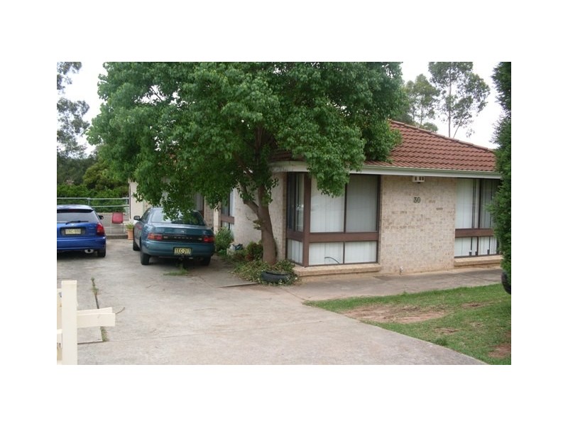 30  Kinghorne Rd, Bonnyrigg NSW 2177