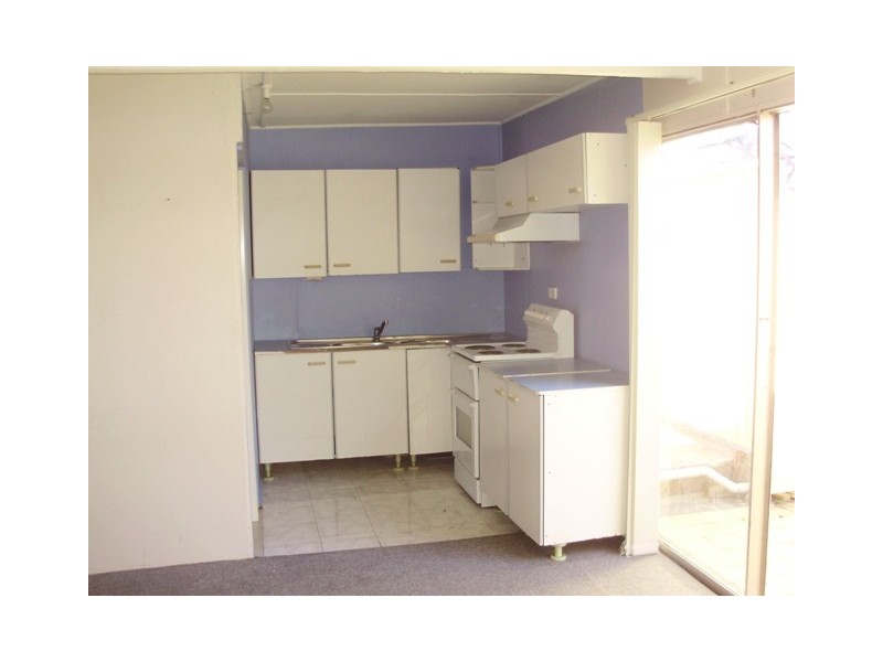 20B Roslyn St, Liverpool NSW 2170