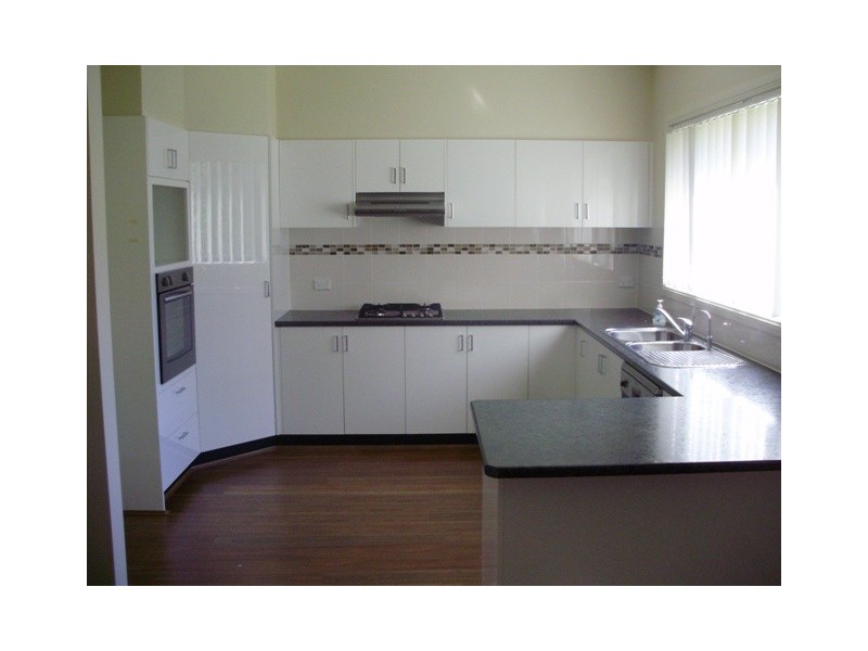 39 WillowBank Cr, Canley Vale NSW 2166