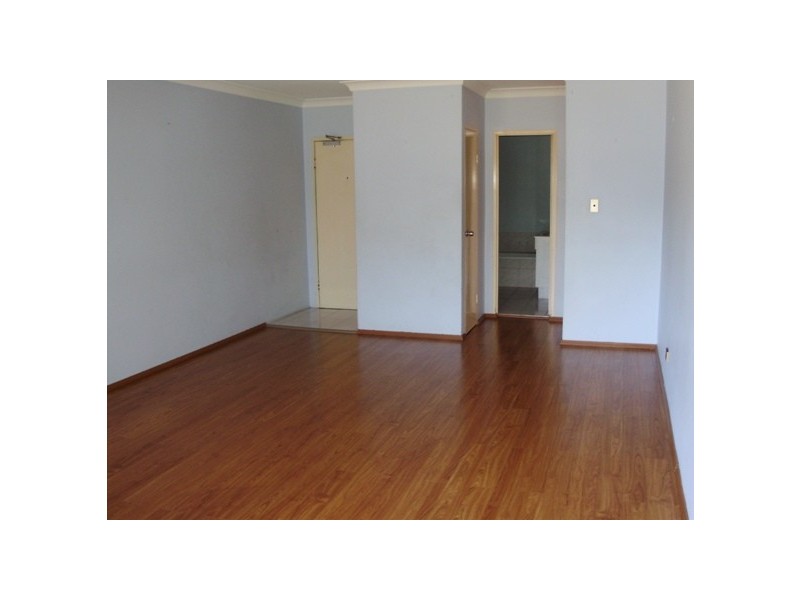 10/3 Riverpark Drive, Liverpool NSW 2170