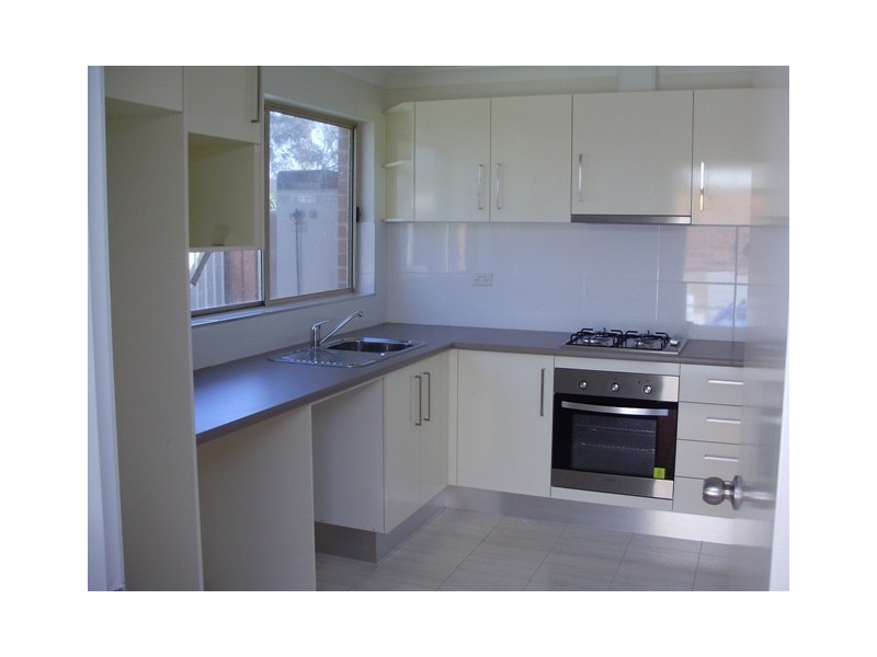 36 Anzac Mews, Wattle Grove NSW 2173