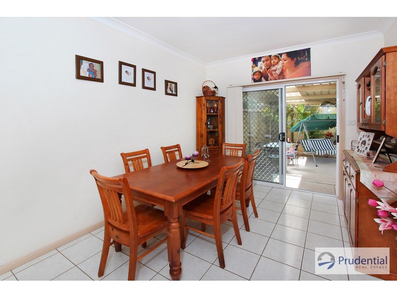 8/200 Heathcote Rd, Hammondville NSW 2170