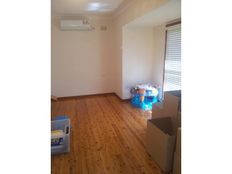 12 Bare Ave, Lurnea NSW 2170