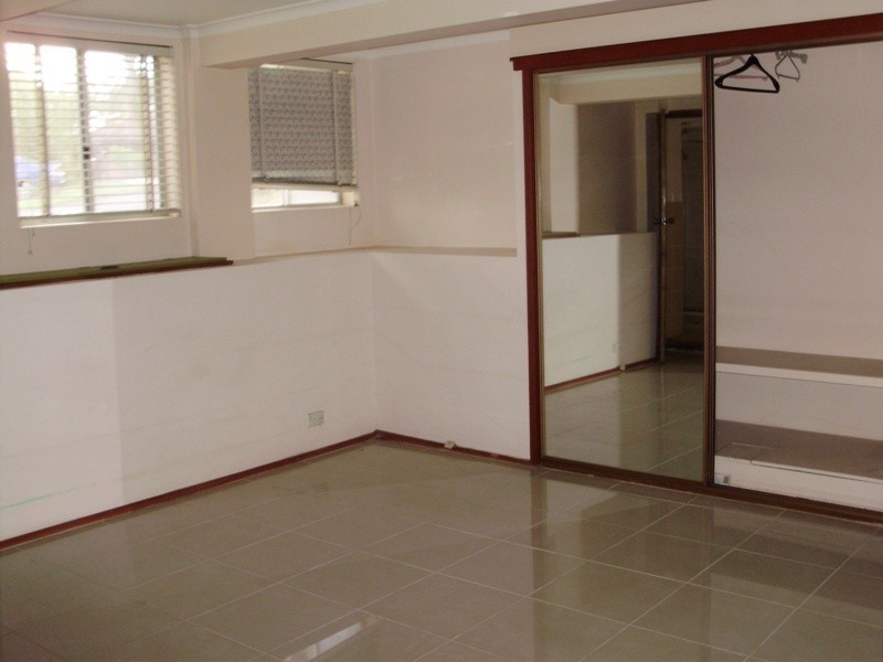 56 Congressional Drive, Liverpool NSW 2170