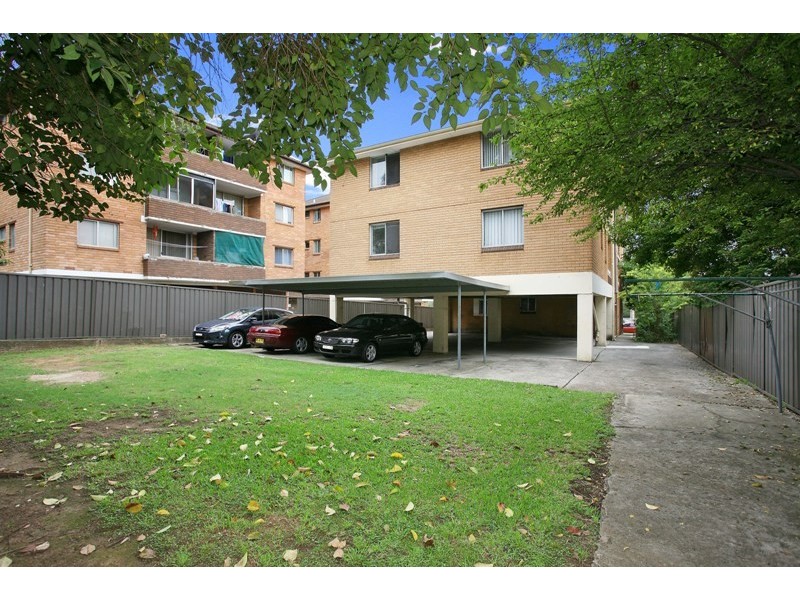 8/17 Forbes Street, Warwick Farm NSW 2170
