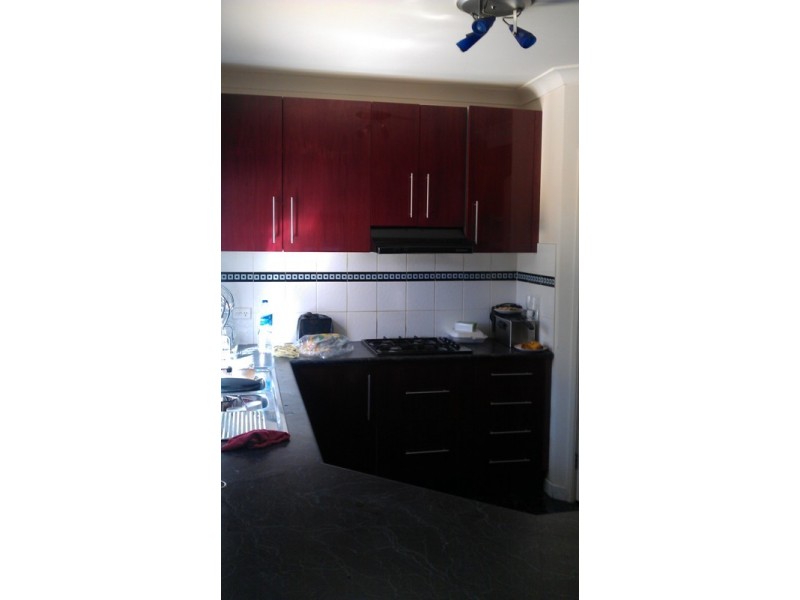 11 Hilton Cres, Casula NSW 2170