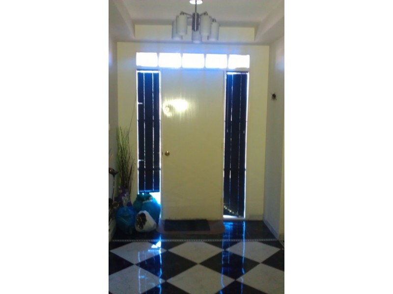 11 Hilton Cres, Casula NSW 2170