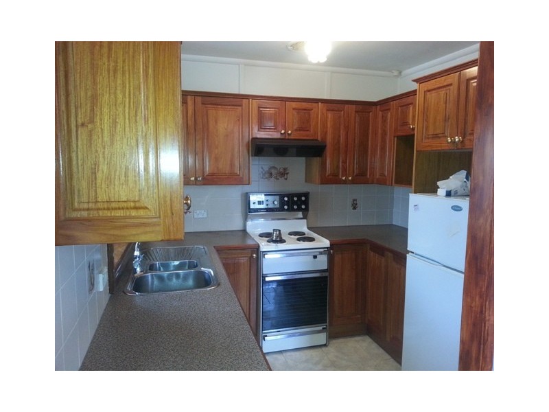 9 Gibson Ave, Casula NSW 2170