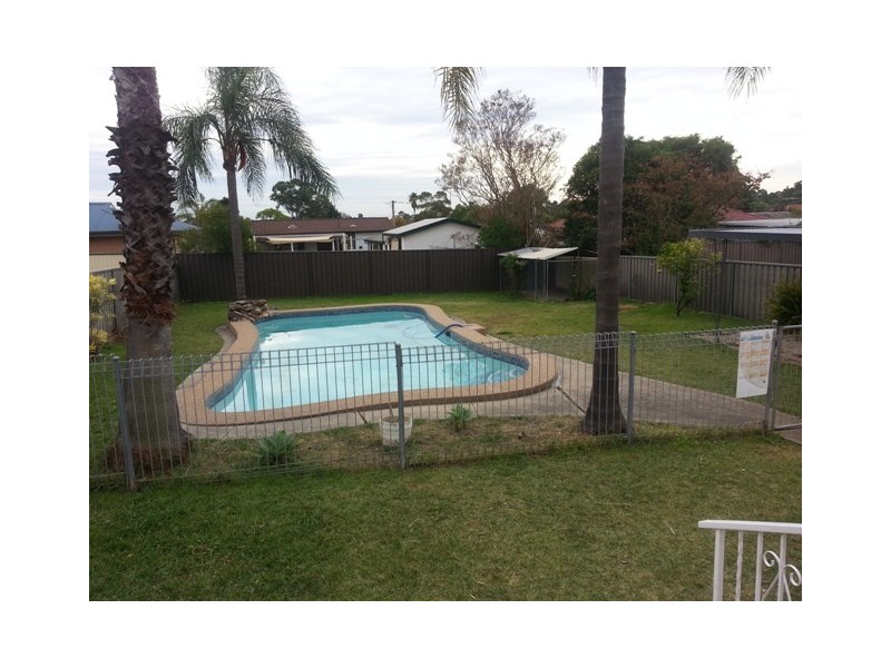 9 Gibson Ave, Casula NSW 2170