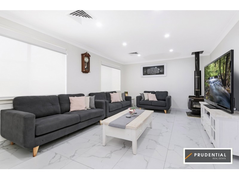 32 Sullivan Avenue, Lurnea NSW 2170