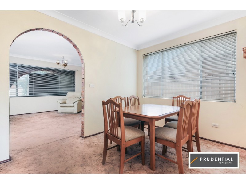 18 Supply Avenue, Lurnea NSW 2170