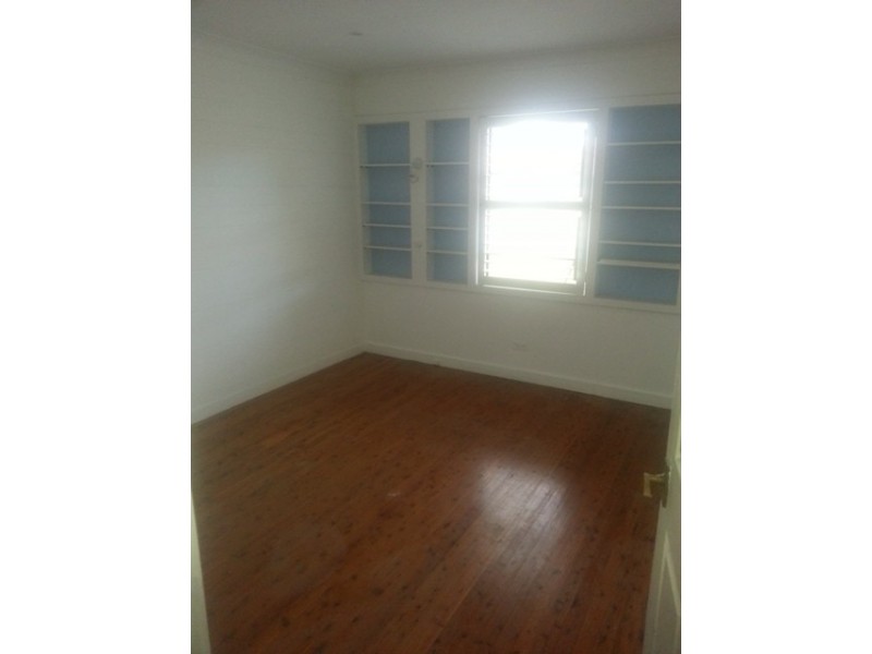 6 Bossley Ave, Liverpool NSW 2170