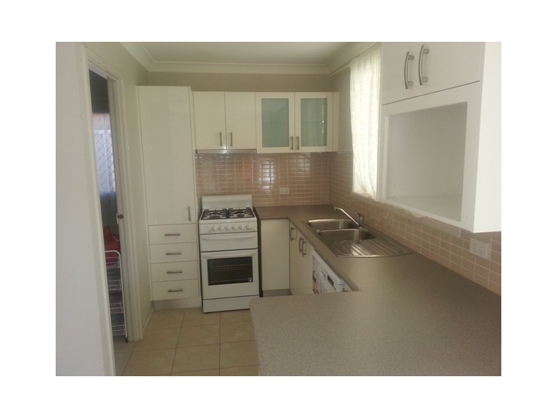 19 Sparrow Lane, Green Valley NSW 2168