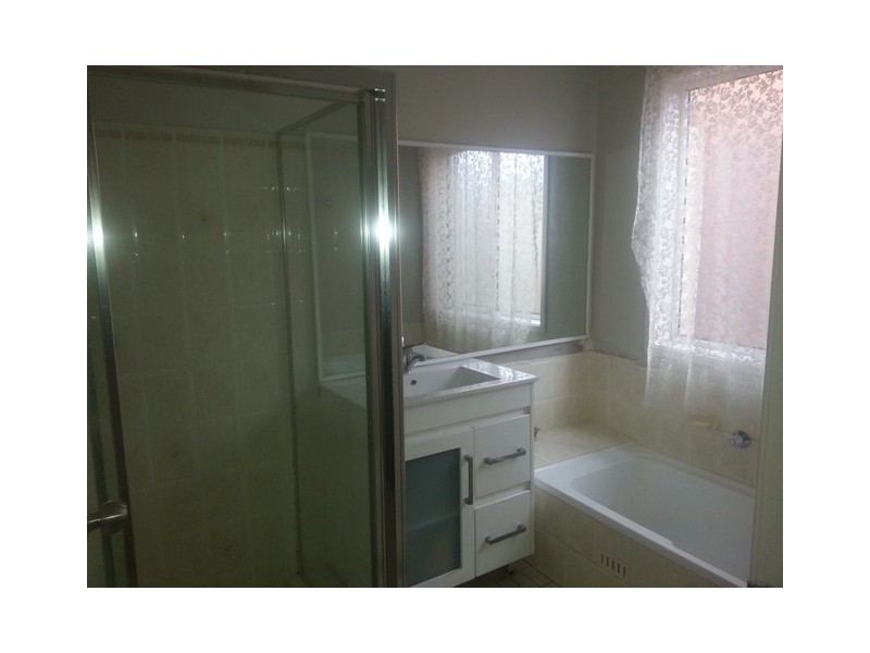 19 Sparrow Lane, Green Valley NSW 2168