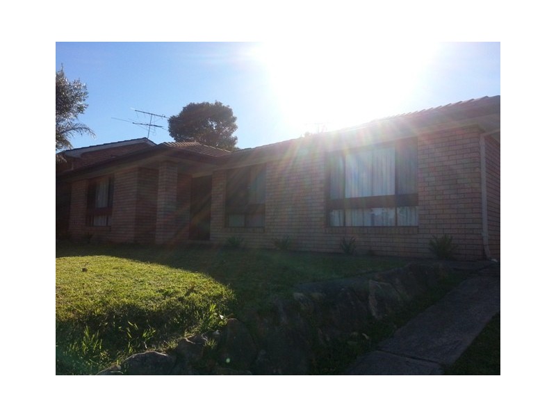 5 Graphite Pl, Eagle Vale NSW 2558