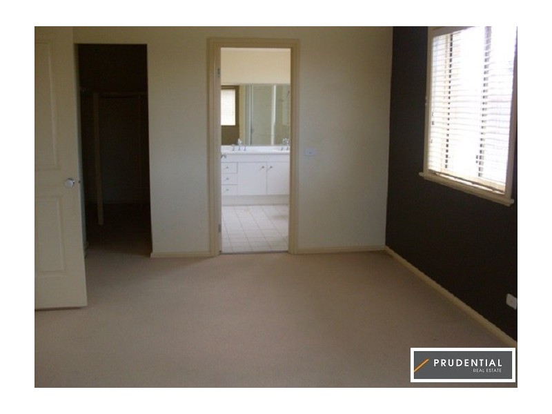 41 Sir Warwick Fairfax Drive, Harrington Park NSW 2567