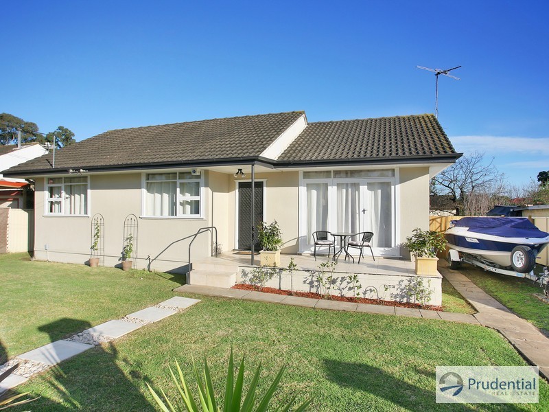 21 Dunbier Ave, Lurnea NSW 2170