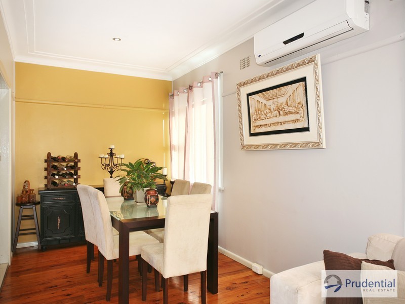 21 Dunbier Ave, Lurnea NSW 2170