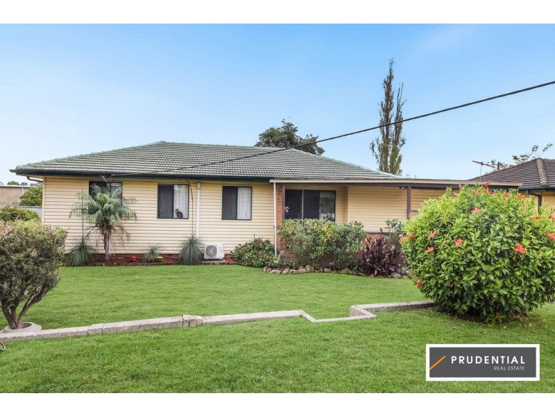 31 O’Neile Crescent, Lurnea NSW 2170