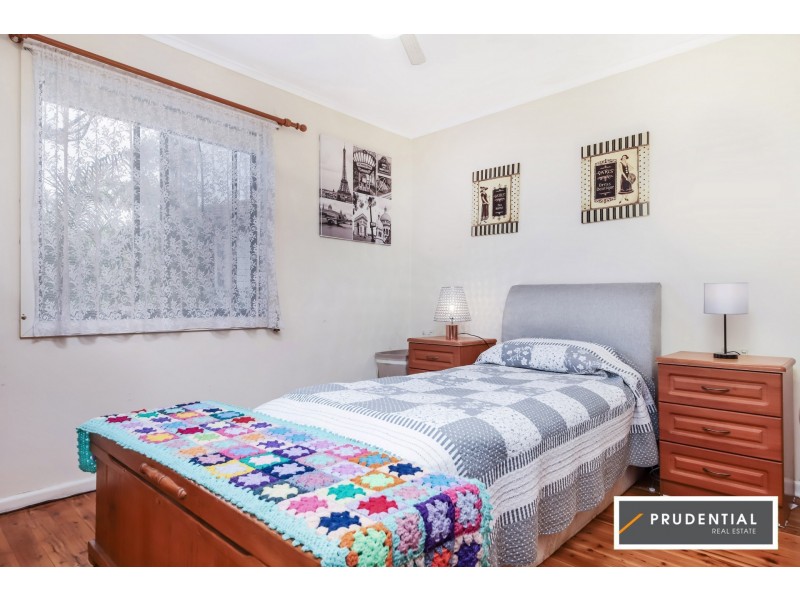 31 O’Neile Crescent, Lurnea NSW 2170