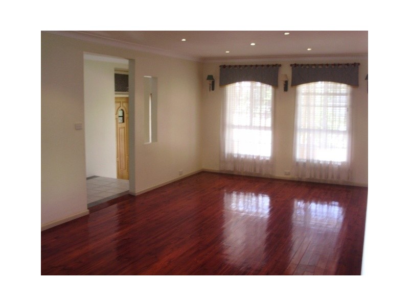 10 Bratsell St, Moorebank NSW 2170