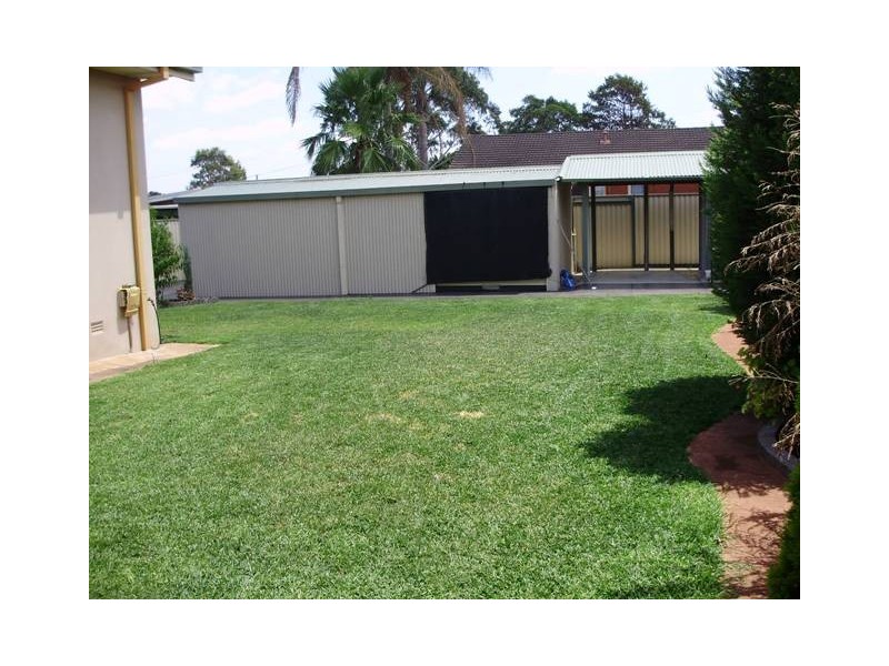 10 Bratsell St, Moorebank NSW 2170
