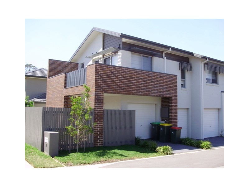 11 Wrigley Ave, Middleton Grange NSW 2171