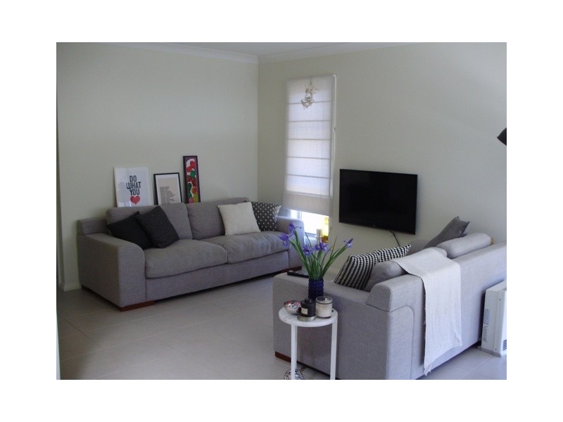 11 Wrigley Ave, Middleton Grange NSW 2171
