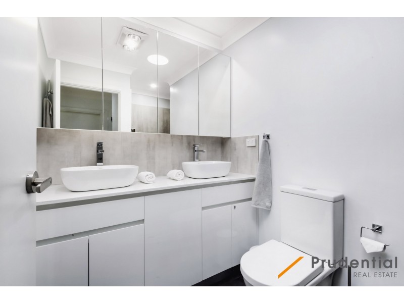 61 Medley Avenue, Liverpool NSW 2170