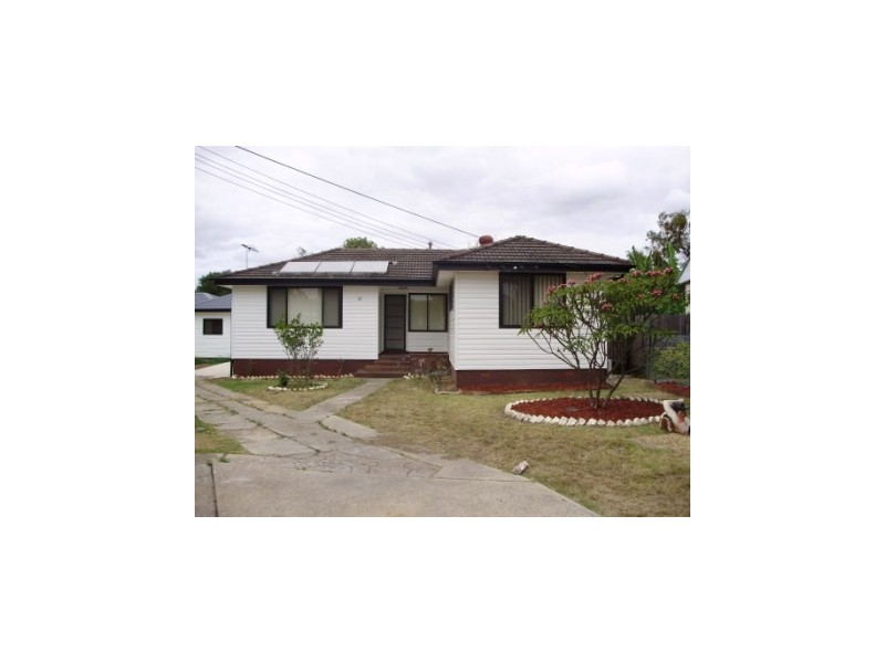 11 Tripp Ave, Warwick Farm NSW 2170