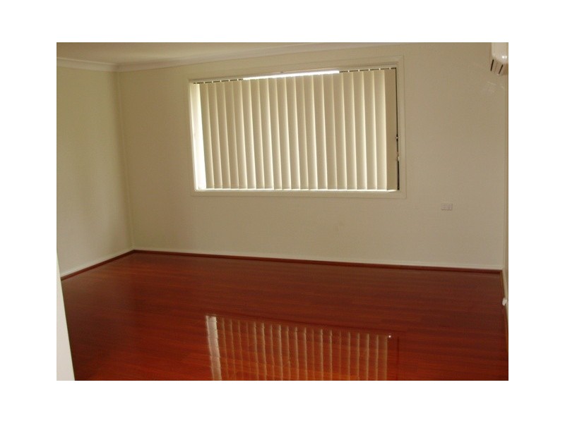 11 Tripp Ave, Warwick Farm NSW 2170