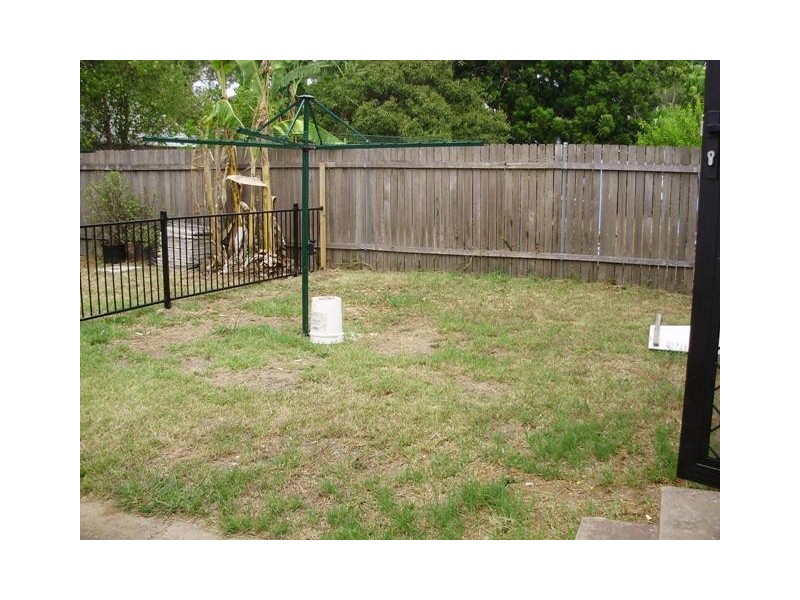 11 Tripp Ave, Warwick Farm NSW 2170