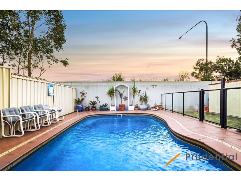 15 Tabletop Circuit, Horningsea Park NSW 2171