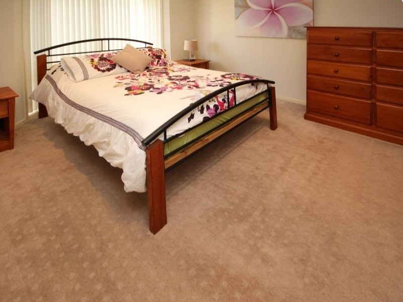 43 Rose Dr, Mount Annan NSW 2567