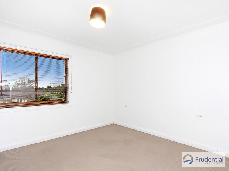 33 Lyndley Ave, Busby NSW 2168