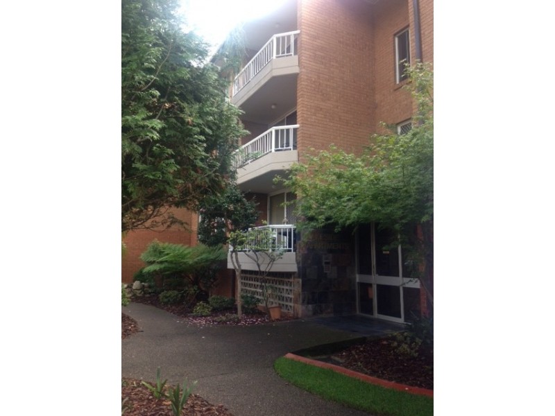 21/2 Mead Dr, Chipping Norton NSW 2170