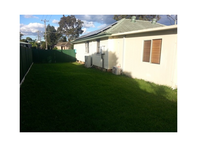 30 Strickland Cr, Ashcroft NSW 2168