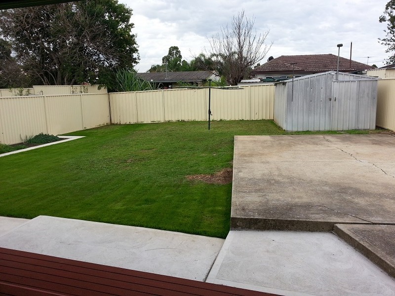 21 Wych Ave, Lurnea NSW 2170