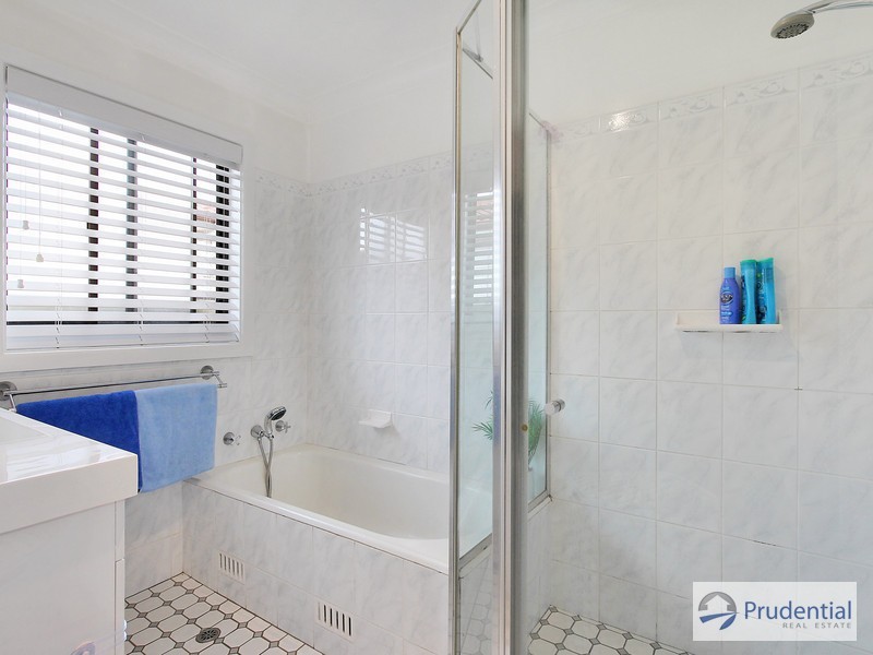 94 Medley Ave, Liverpool NSW 2170