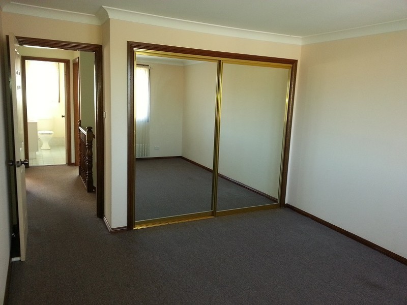 6B Durack Close, Edensor Park NSW 2176