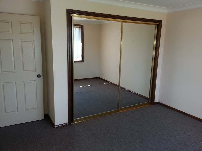 6B Durack Close, Edensor Park NSW 2176