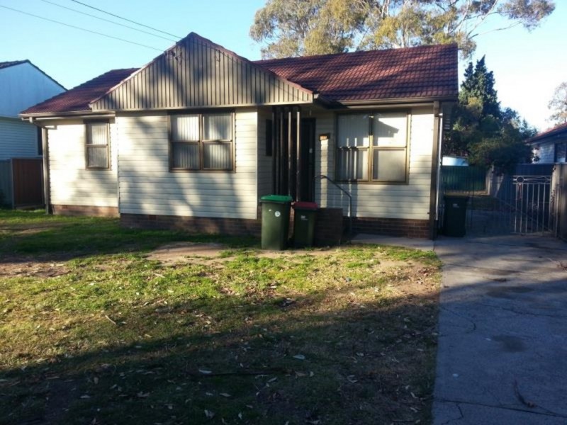 13 Kendee Street, Sadleir NSW 2168