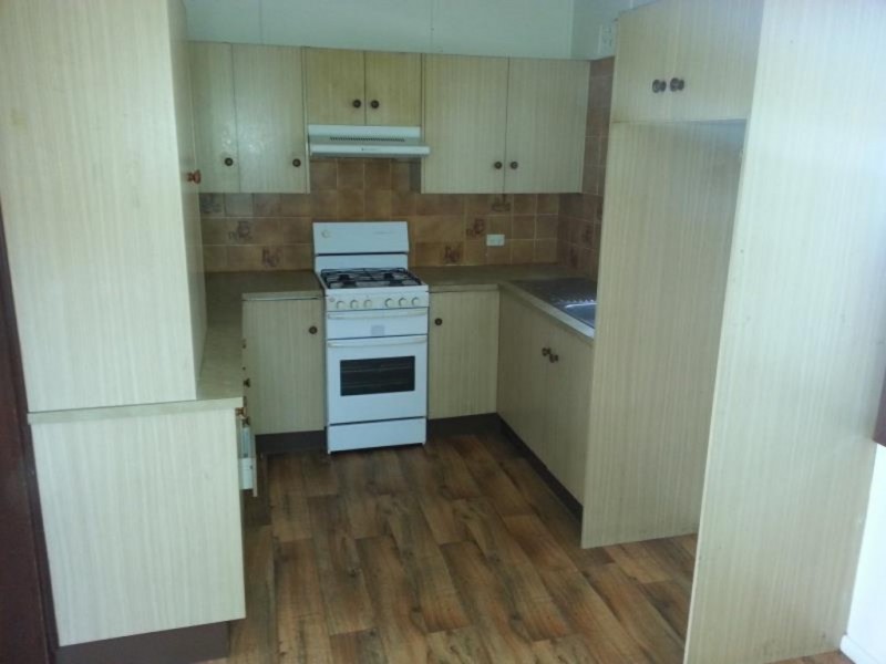 13 Kendee Street, Sadleir NSW 2168