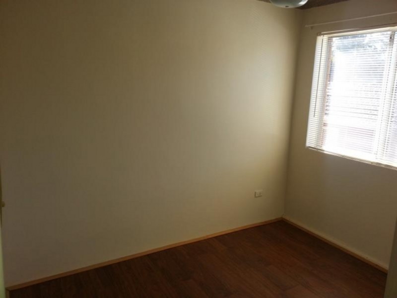 10/8 Drummond Street, Warwick Farm NSW 2170