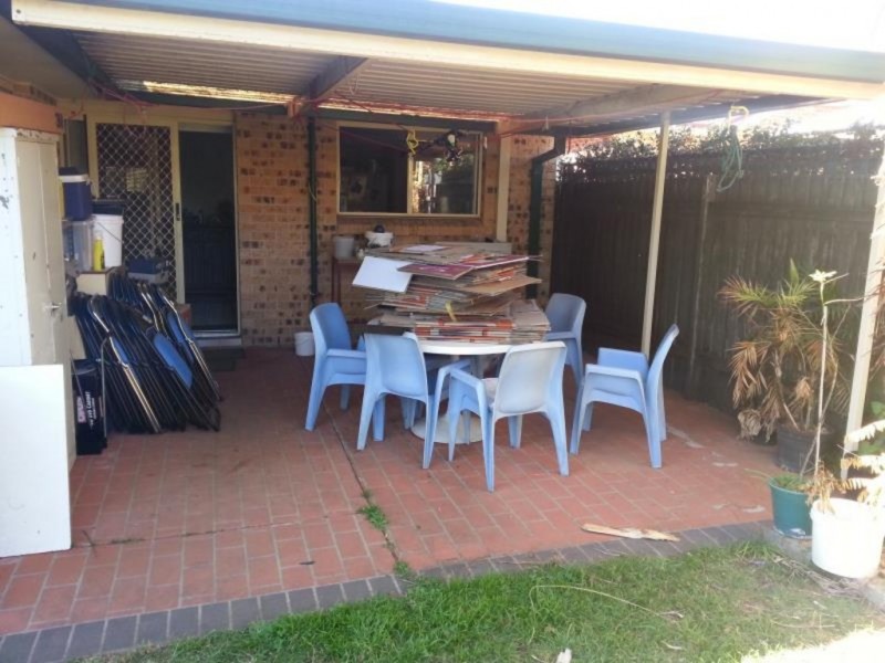 6 Corrin Court, Wattle Grove NSW 2173