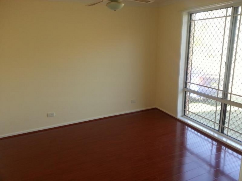 25 Sparrow Lane, Green Valley NSW 2168